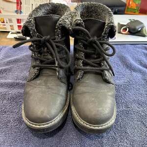 Sonoma Black Lace-Up Ankle Boots with Faux Fur Lining, Women's Size 9.5